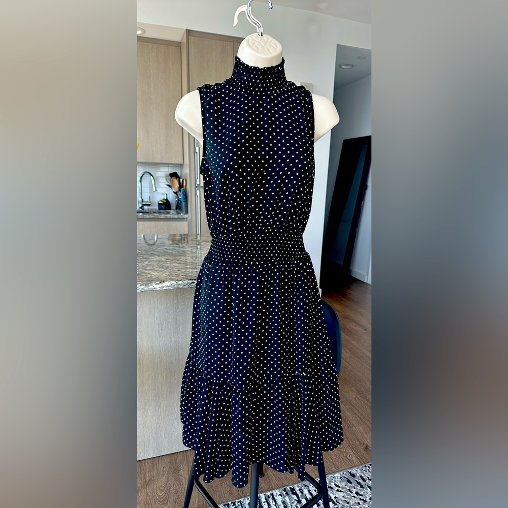 Women’s dress